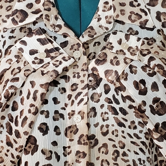 0038. Alfred Dunner ~ Leopord Print ~ Lightweight Blouse ~ 16 - Picture 5 of 11